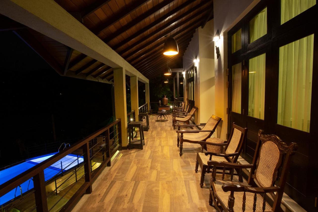 Huluganga Ridge, Kandy Karalliyadda Eksteriør billede