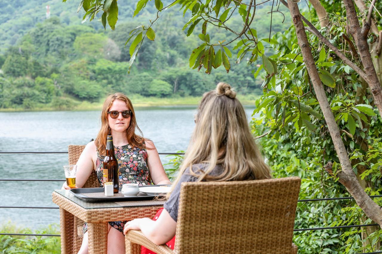 Huluganga Ridge, Kandy Karalliyadda Eksteriør billede